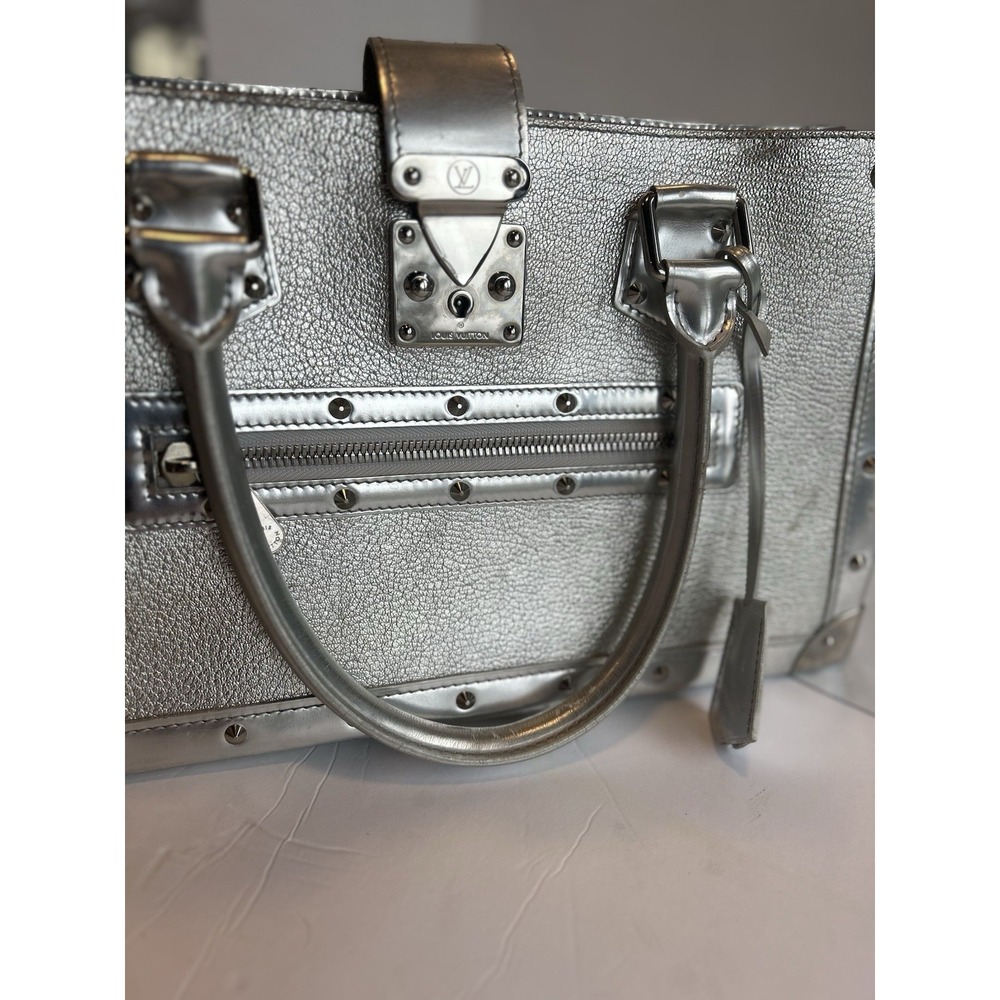 Louis Vuitton Suhali Le Fabuleux Metallic Silver Goat Leather Bag Studs Zips EUC - Picture 2 of 15